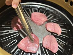 -炼火烤肉店