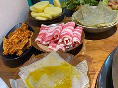 -四小区火锅·巷子里的重庆火锅(花照壁店)