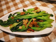 -新大咀港式茶餐厅(宝山万达店)