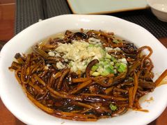 响油鳝糊-一品滇香·云南菜(公益西桥店)