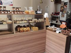 -沁屋面包店(人民东路店)