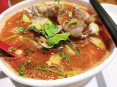 -何记花甲(海岸城旗舰店)