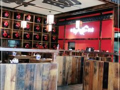 -先启半步颠小酒馆(白麓里店)