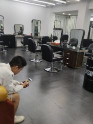 -诗悦发型SALON·圣罗兰店