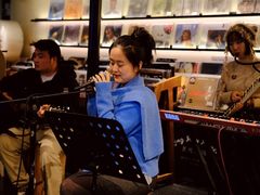 -黑胶星球(华发中城商都店)