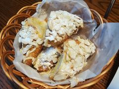 -麦田工坊(月湖店)