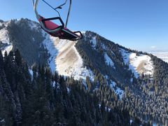 -丝绸之路山地度假区滑雪场