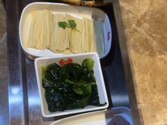 -七欣天香辣蟹火锅(上海银亿滨江店)