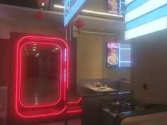 -鸡遇虾煲干锅火锅(小寨金莎店)