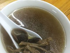 茶樹菇汤-林尧隆江猪脚饭店(东门店)
