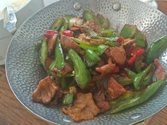 鲍鱼辣椒炒肉-花舍·新派粤菜·西餐·下午茶(亚运村·鸟巢店)