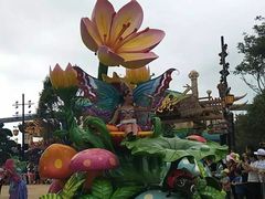 -七彩云南欢乐世界