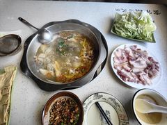 -乙丙丁正宗昭通天麻火腿鸡(总店)