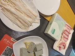 -四季喧黔味豆米火锅(万达广场店)