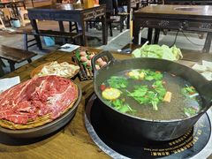 -大众跷脚牛肉馆·非遗传承单位(峨眉山店)