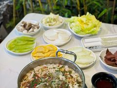 -德林酸菜鱼火锅(南丹店)