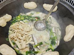 -丹水桥地锅鱼·翘嘴鲌·地方特色全鱼宴(丹江口大坝店)