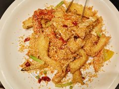 -忆江南·临江鱼馆