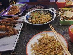 -路边边地标烧烤·川菜·小龙虾·音乐酒馆(良乡长虹店)