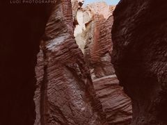 -天山神秘大峡谷