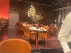 -蝴蝶里·粤菜·点心(滨江龙湖店)