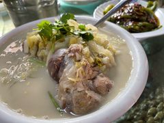 酸菜骨棒锅-大梁骨头馆·酱骨老菜(友好店)