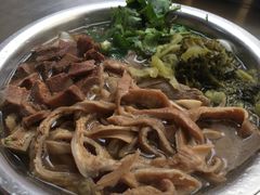 -花溪牛肉粉(八鸽岩店)