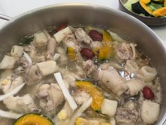 -喃喃椰·糟粕醋·椰子鸡火锅(七堡花园店)
