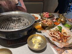 -草家酱蟹炭火烤肉店(珲春南路一店)