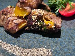 夹着芒果的鹅肝卷-牛将军•涮肉•烤肉(北京王府井·故宫店)