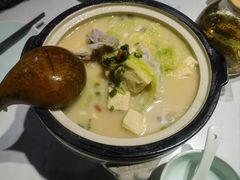 -巷子里小酒馆(繁荣路店)