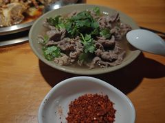 -大众跷脚牛肉馆·非遗传承单位(峨眉山店)