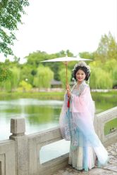 -一揽芳华汉服旗袍体验馆(拙政园店)