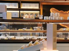 面包甜点陈列柜-牛角村(大族广场店)