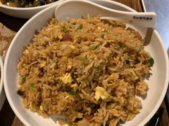 -龙巢盱眙龙虾·牛蛙·烧烤宵夜(八卦岭店)