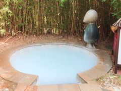 -森波拉火山温泉