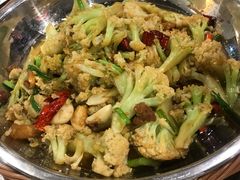 -二厨·吊桥小院·脆皮烧鸡公·本地农家菜(沿江西路店)