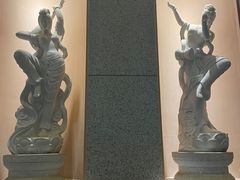 -敦煌莫高国际机场