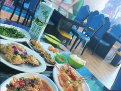 -小海豚•老字号海鲜餐厅(天涯店)