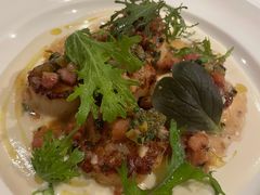 -ROAST coffee & eatery