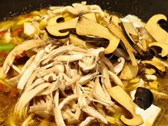 -菌乡缘·野生菌蒸汽鱼火锅(江边夜市店)