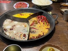 -萍姐火锅·公路夜市(武汉首店)