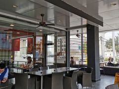 大堂-麦当劳(新新大道岗丰店)