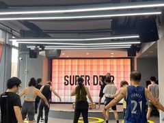 -超鹿运动(五四路恒力城店)