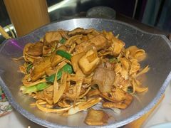 -韵秋荷(宝山龙湖天街店)