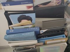-视野联行眼镜蔡司·依视路官方授权店(顺城店)