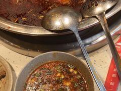 -肖肖酸萝卜鱼火锅(总店)