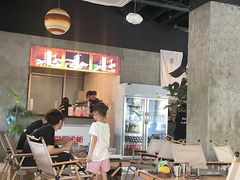 -暮炭·鲜货烧烤小李的精酿酒馆(泽科·空港星泽汇店)