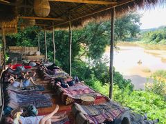 -乌托邦酒吧和餐厅