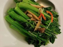 -侬佳蒸菜馆(听潮店)